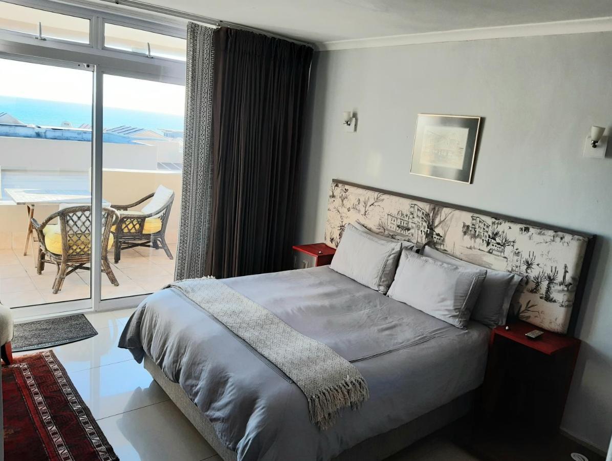2Whitewaters Bloubergstrand Homestay Bagian luar foto