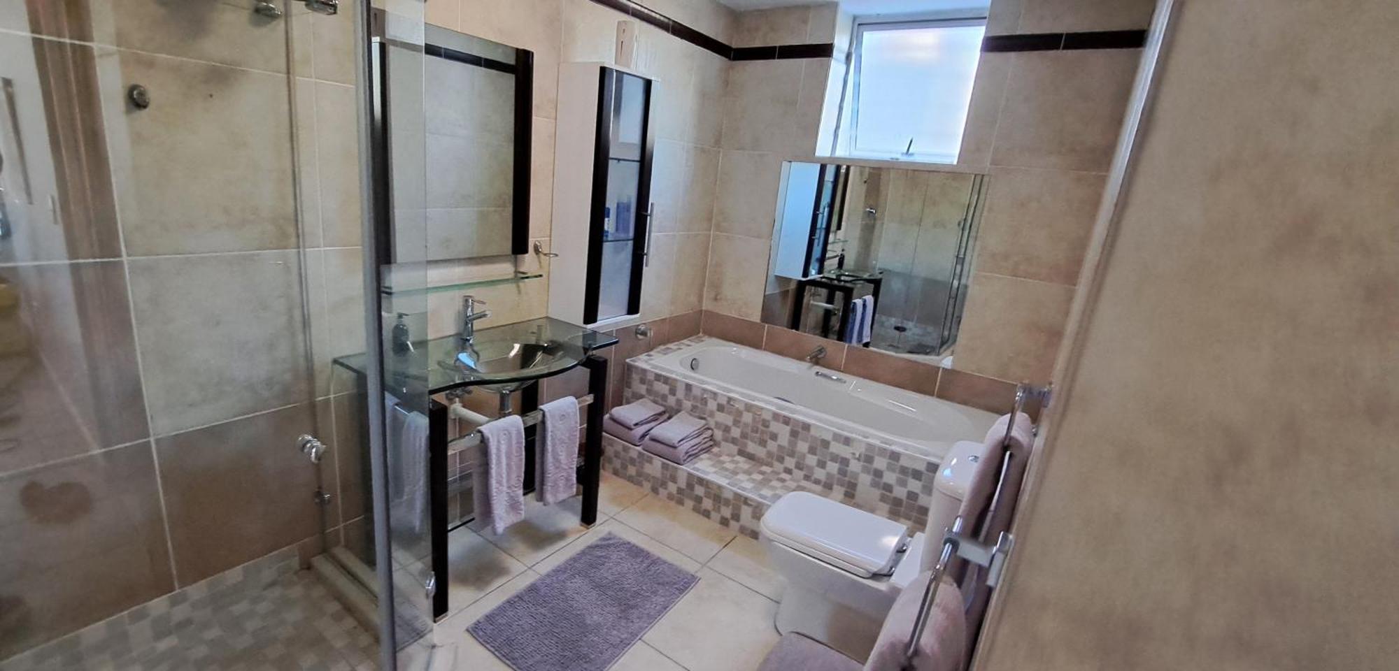 2Whitewaters Bloubergstrand Homestay Bagian luar foto